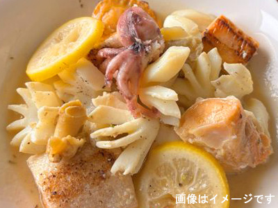 魚介の白ワイン蒸し